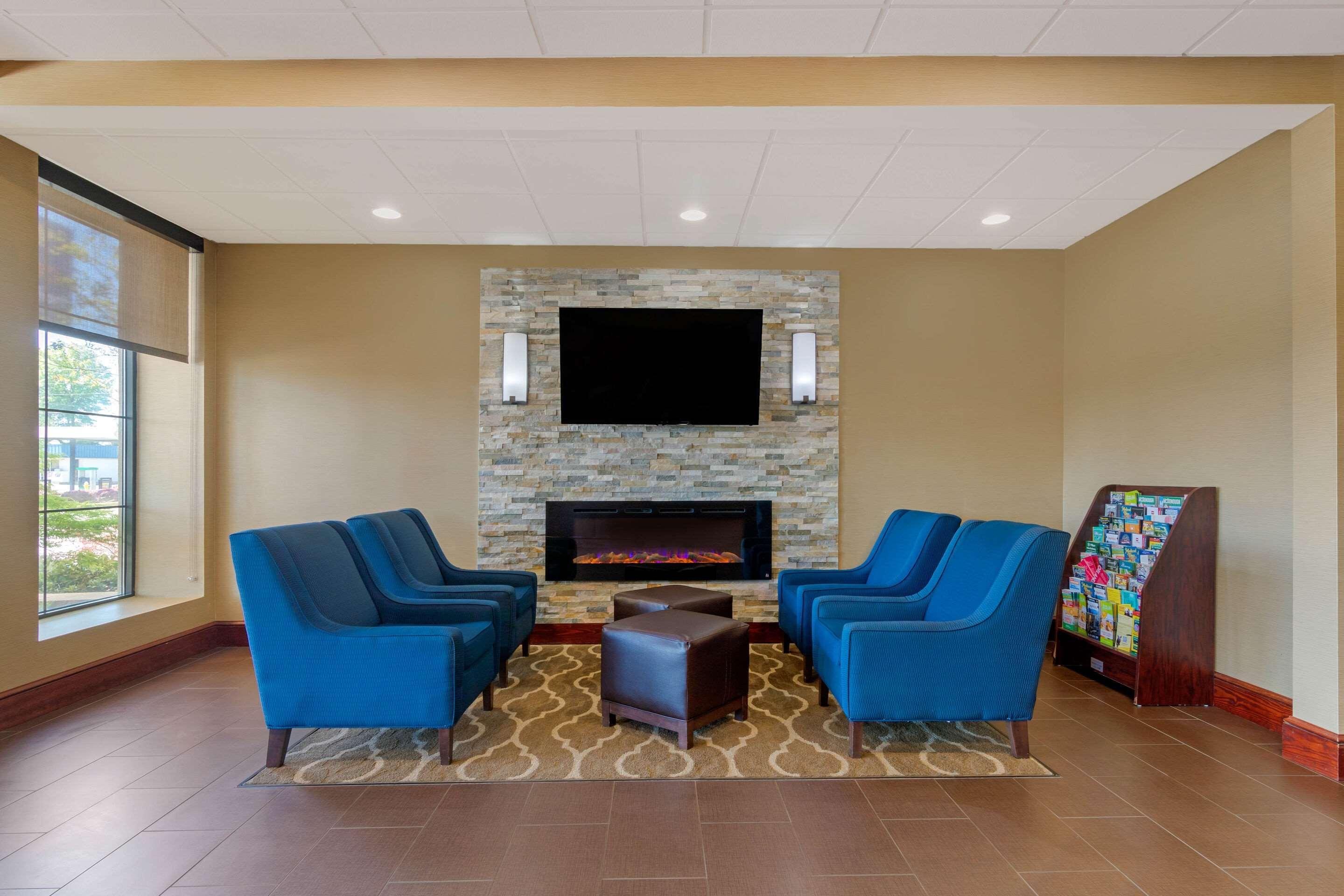 Comfort Inn & Suites Macon West מראה חיצוני תמונה